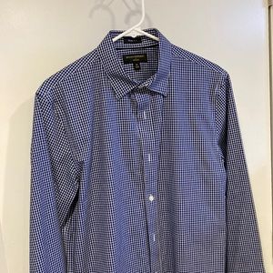 Banana Republic slim fit shirt. Size M.